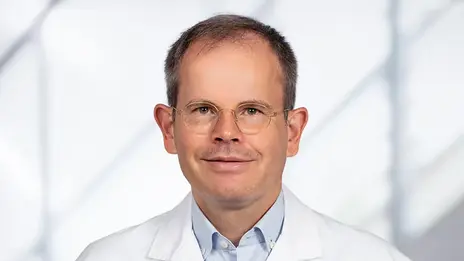 Foto von Prof. Dr. Stefan Knop, Klinik für Innere Medizin 5, Schwerpunkt Onkologie / Hämatologie 