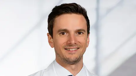 Foto-Portrait von Dr. Felix Hüttner