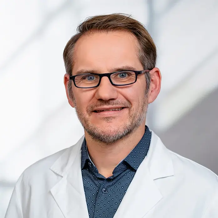 Foto-Portrait von Assoc. Prof. Dr. Ralph Bertram