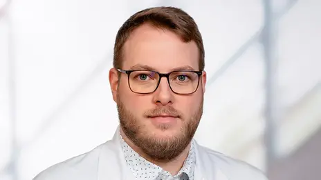 Foto-Portrait von Dr. Bernd Neumann